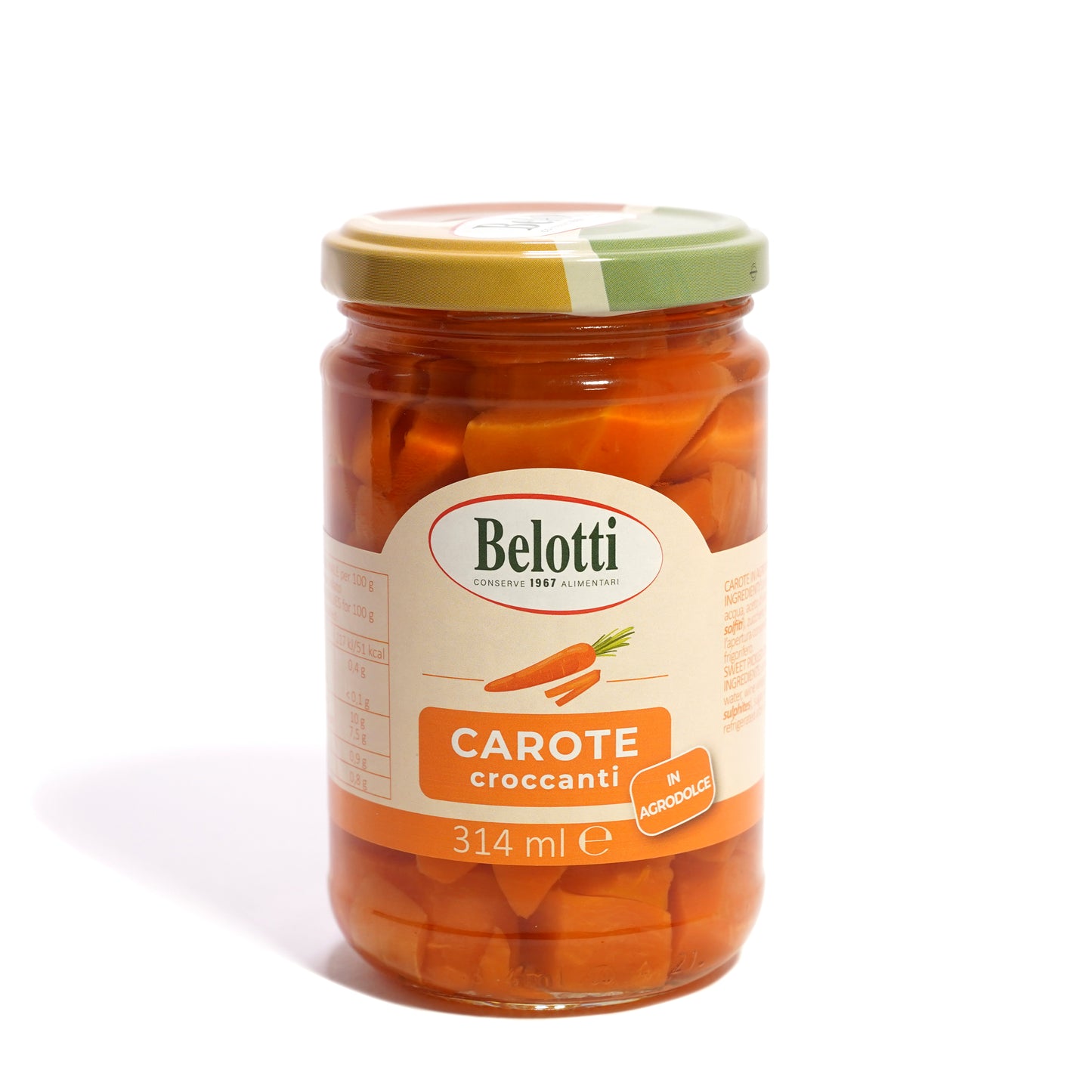 Carote croccanti in agrodolce. Conserve alimentari sott'olio e sottaceto.