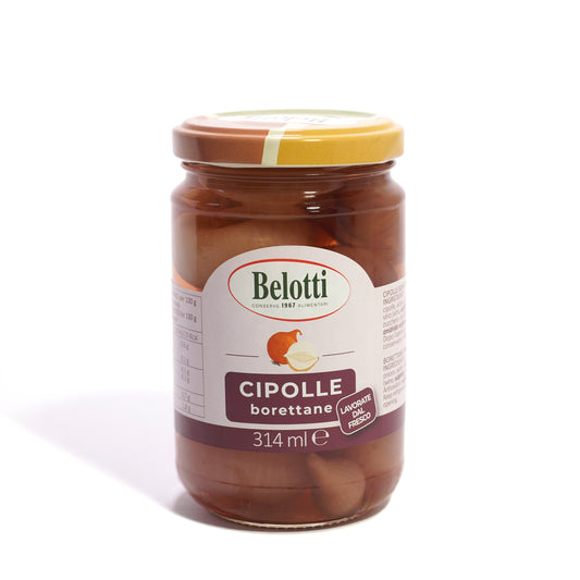Cipolle borettane lavorate dal fresco. Conserve alimentari sott'olio e sottaceto. Cipolle sottaceto.