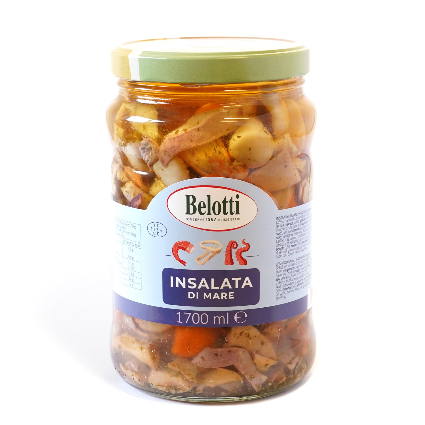 Insalata di mare. Conserve alimentari sott'olio e sottaceto.