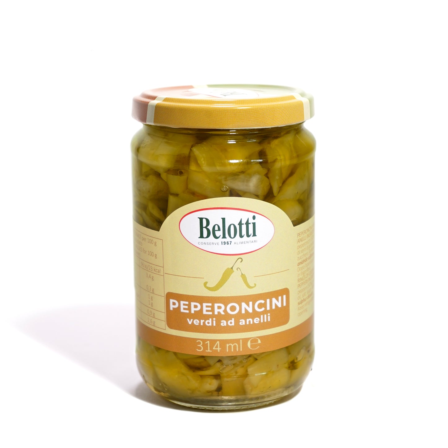Peperoncini verdi ad anelli. Conserve alimentari sott'olio e sottaceto.