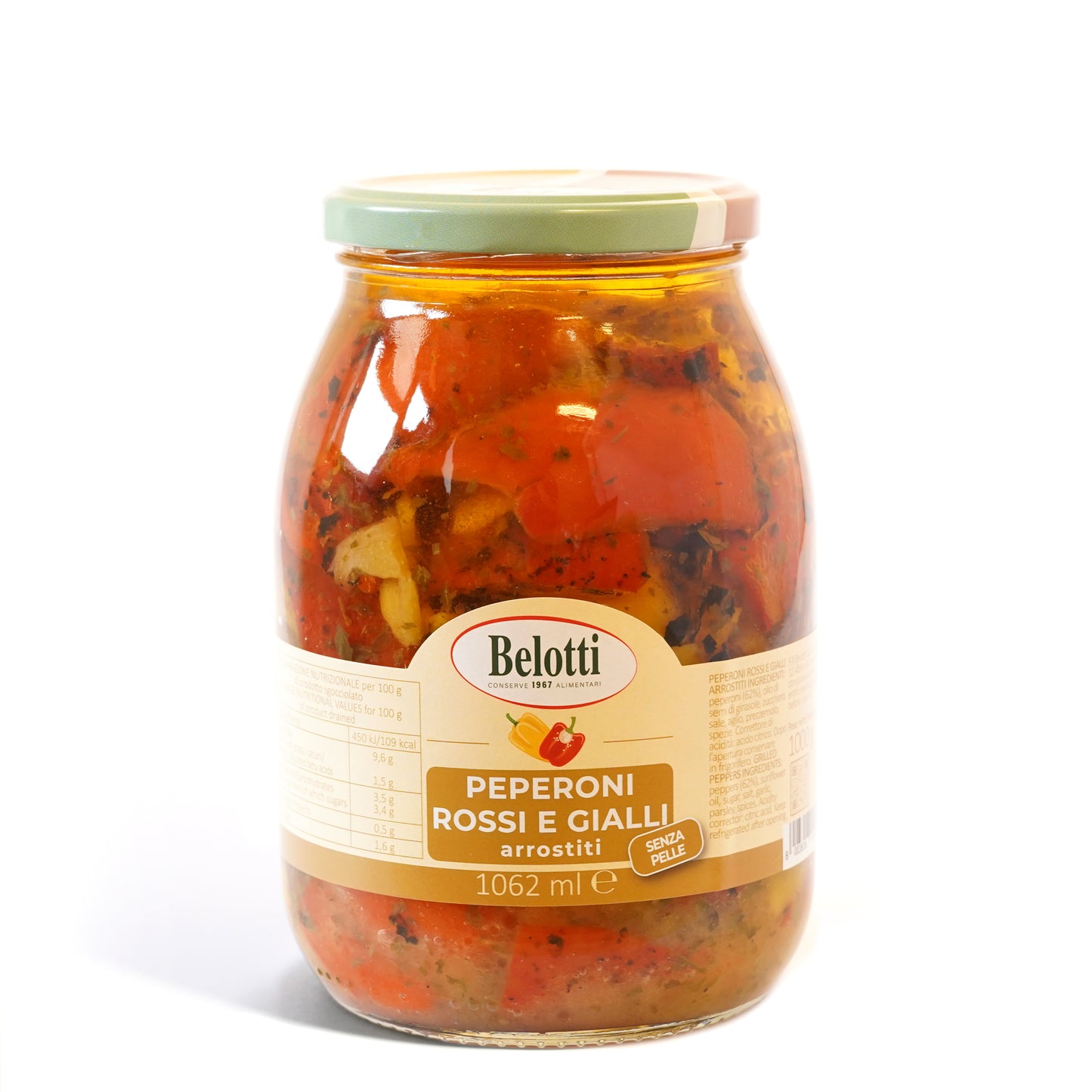 Peperoni arrostiti sott'olio. Conserve alimentari sott'olio e sottaceto.