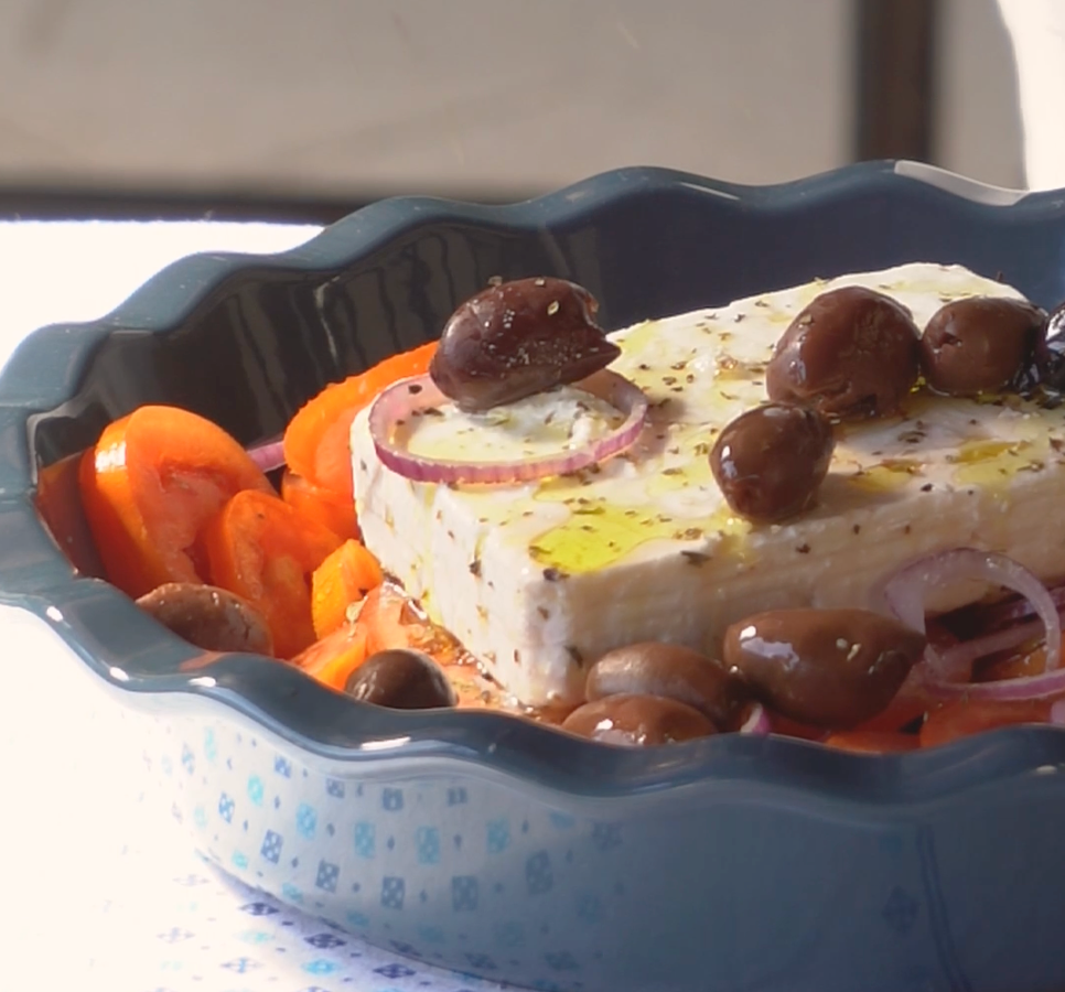 Insalata greca con Olive Nere Nostranelle Belotti