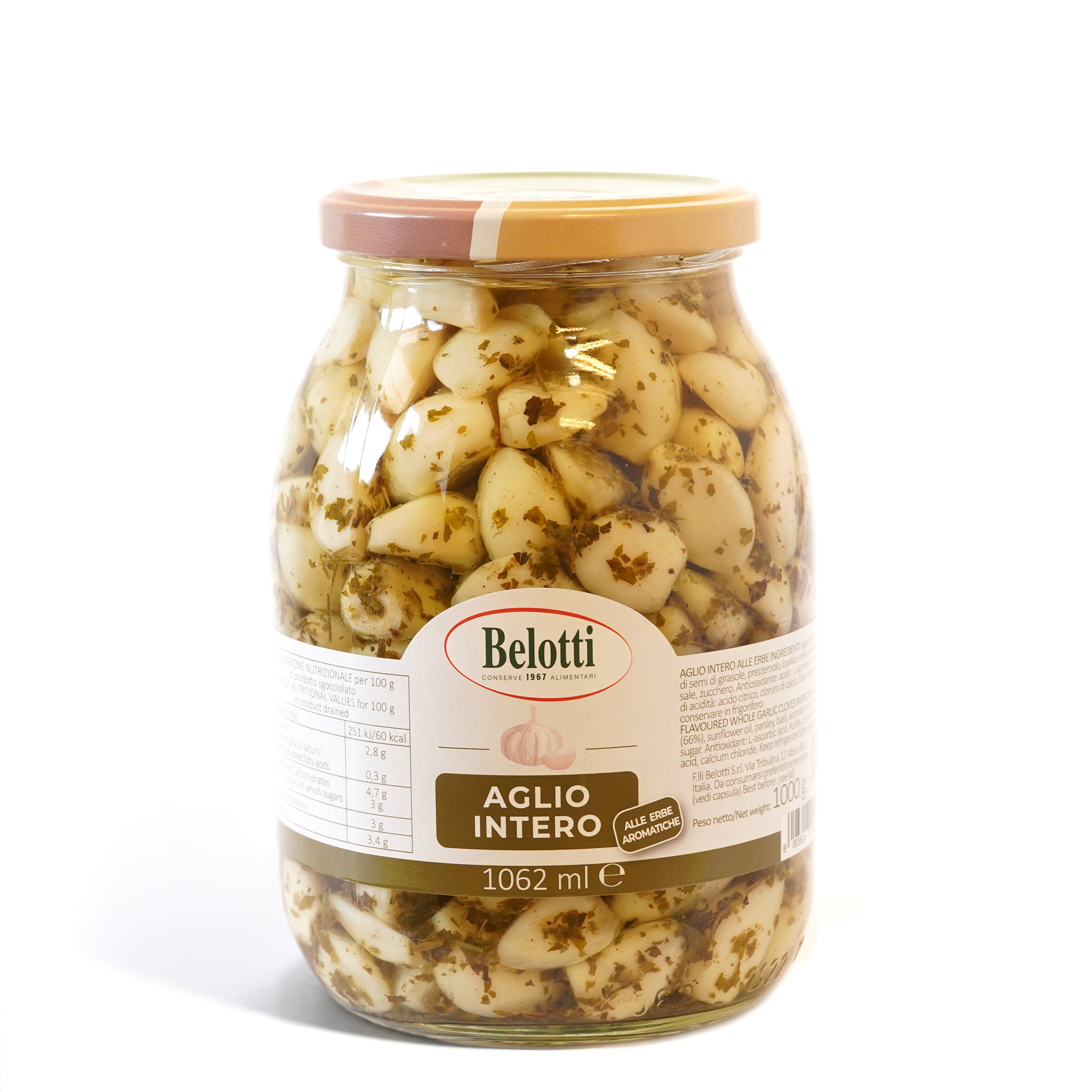 Aglio intero alle erbe aromatiche sott'olio. Conserve alimentari, sott'olio e sottaceto. 