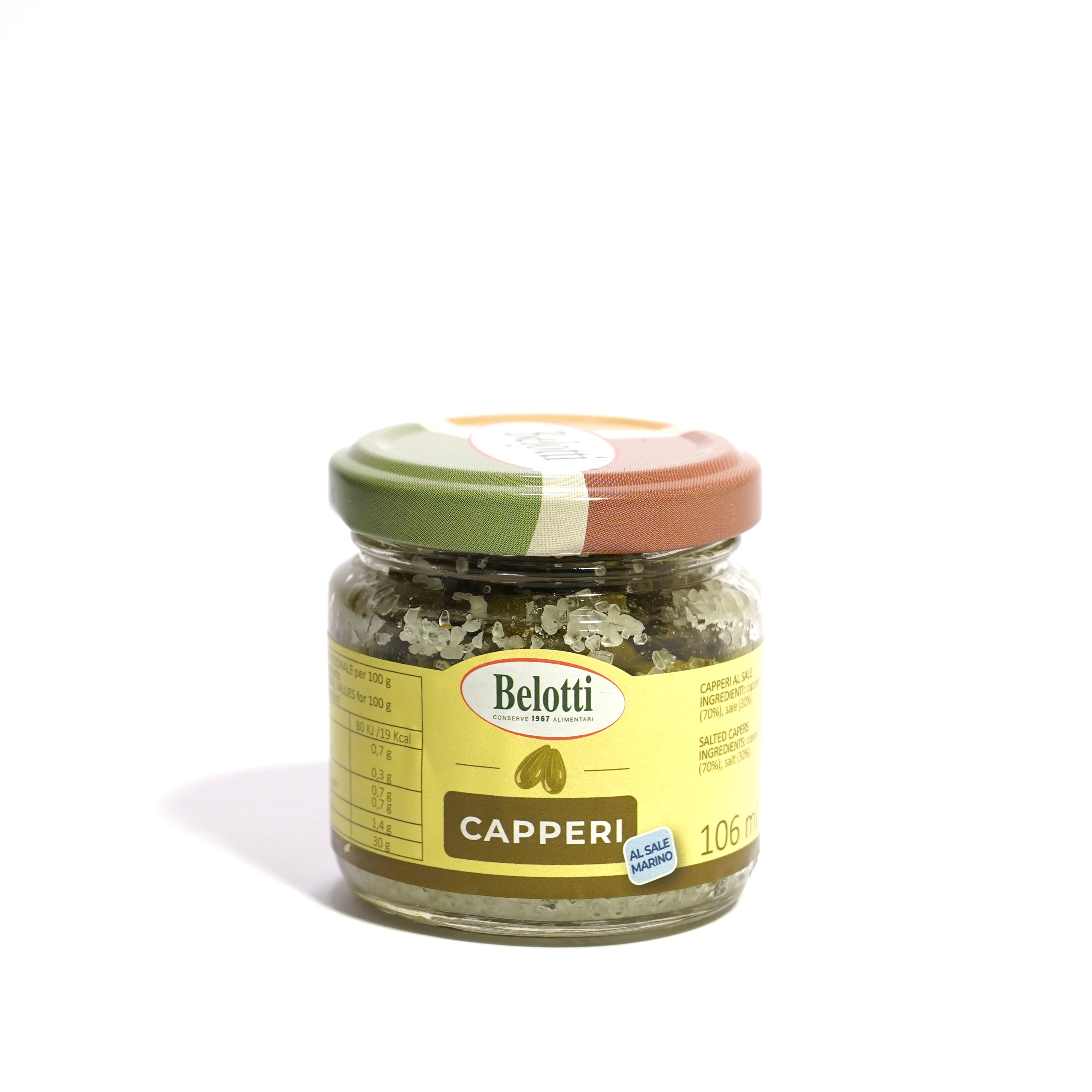 Capperi al sale marino. Conserve alimentari sott'olio e sottaceto.