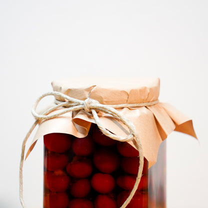 Peperoncini piccanti stivati a mano