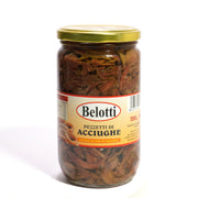 Acciughe a pezzetti, in olio di semi. Conserve alimentari sott'olio e sottaceto.